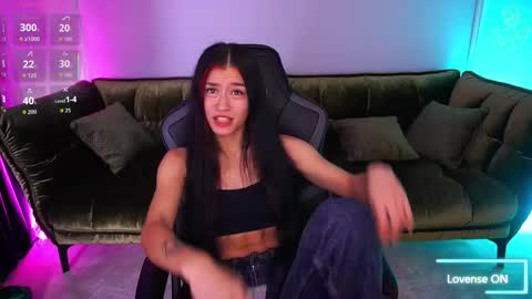 Snapshot of fatalenellie chatting on 13, 11, 2025 Nellie online show from 13, 11, 2025