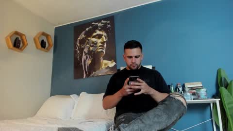 M A T  T E O online show from 1, 2, 2025