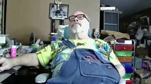 Fred. online show from 17, 1, 2025