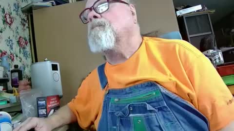 Fred. online show from 9, 2, 2025