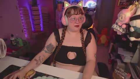 Snapshot of fatveronica chatting on 24, 6, 2026 FatVeronica online show from 24, 6, 2026