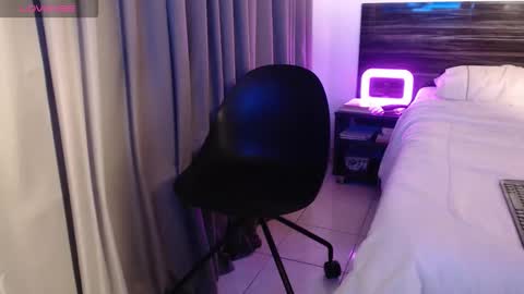 Snapshot of faustosaenz chatting on 2, 12, 2025 FAUSTO online show from 2, 12, 2025