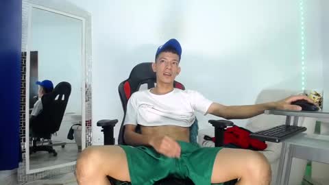 Snapshot of favel_gomez7 chatting on 27, 12, 2024 Favel Gomez online show from 27, 12, 2024