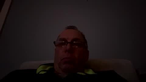 Snapshot of fdguy44 chatting on 4, 2, 2026 K online show from 4, 2, 2026