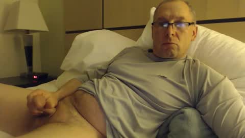 Snapshot of fdguy44 chatting on 11, 4, 2026 K online show from 11, 4, 2026