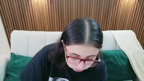 Snapshot of feelina_firesoul chatting on 13, 6, 2026 Feelena online show from 13, 6, 2026