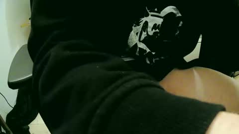 Snapshot of feetlover7878 chatting on 9, 12, 2024 feetlover7878 online show from 9, 12, 2024