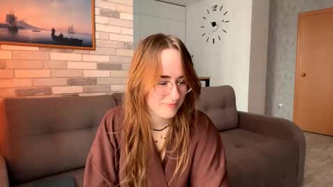 Snapshot of feleciacockrell chatting on 28, 3, 2026 Mary online show from 28, 3, 2026