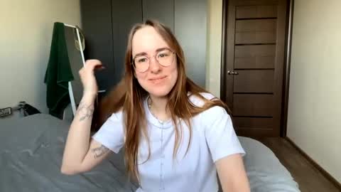 Snapshot of feleciacockrell chatting on 2, 5, 2026 Mary online show from 2, 5, 2026