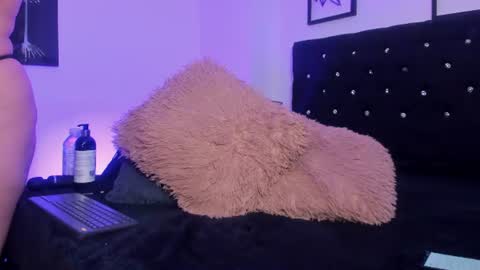 Snapshot of felinagrrr chatting on 10, 7, 2026 felina online show from 10, 7, 2026