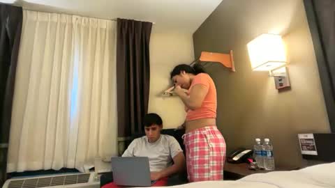 Snapshot of felinasol chatting on 17, 12, 2025 FelinaSol online show from 17, 12, 2025