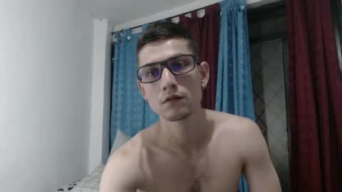 Snapshot of felipe227 chatting on 29, 1, 2025 jhonatan felipe online show from 29, 1, 2025