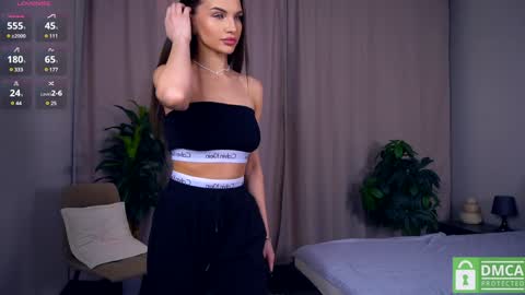 Snapshot of felissiany chatting on 2, 2, 2025 Hello im Nova online show from 2, 2, 2025