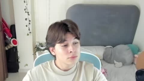 Snapshot of felix_leex chatting on 7, 7, 2026 Felix leex online show from 7, 7, 2026