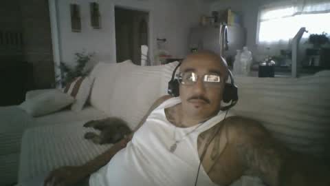 Snapshot of felixrlarios25 chatting on 28, 7, 2026 felixrlarios25 online show from 28, 7, 2026