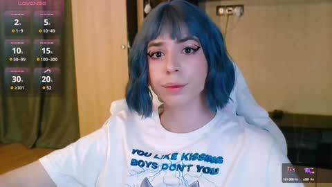 Snapshot of femalexa chatting on 8, 2, 2025 Alexa online show from 8, 2, 2025