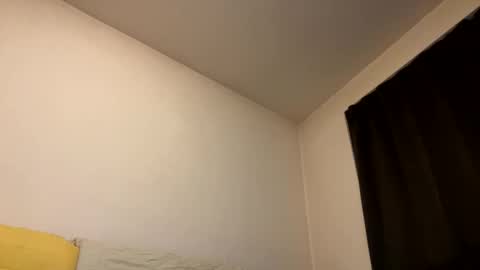 Snapshot of femboyhorse chatting on 11, 4, 2026 Femboyhorse online show from 11, 4, 2026