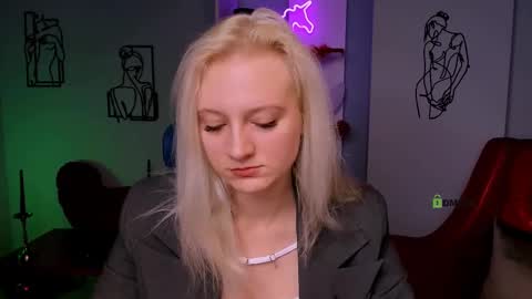 Snapshot of femida_love chatting on 12, 3, 2025 Femida online show from 12, 3, 2025