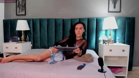 Snapshot of fenix_karoll chatting on 4, 1, 2025 Karol online show from 4, 1, 2025