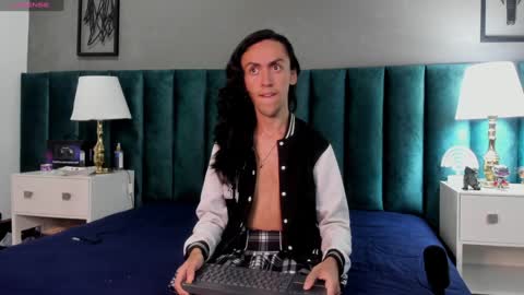 Snapshot of fenix_karoll chatting on 9, 1, 2025 Karol online show from 9, 1, 2025