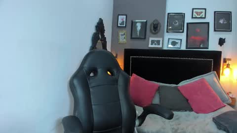 Fernanda online show from 7, 1, 2025