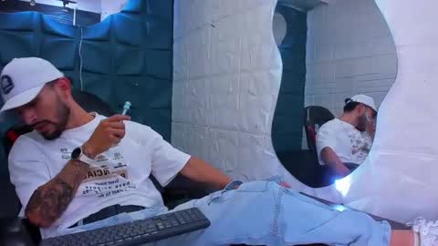 Snapshot of ferchodaniels chatting on 21, 1, 2025 Daniel Fernando online show from 21, 1, 2025