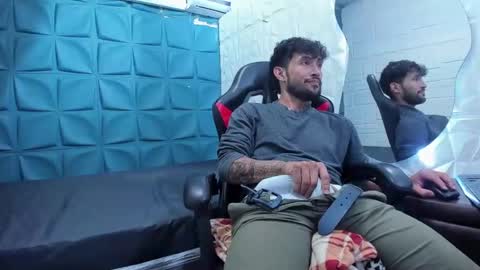 Snapshot of ferchodaniels chatting on 12, 2, 2025 Daniel Fernando online show from 12, 2, 2025