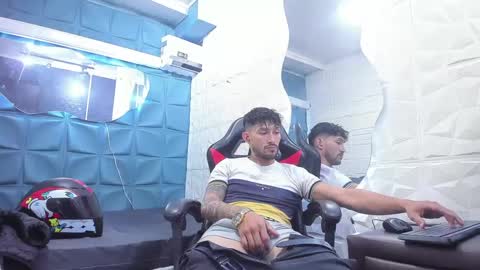 Snapshot of ferchodaniels chatting on 7, 3, 2025 Daniel Fernando online show from 7, 3, 2025