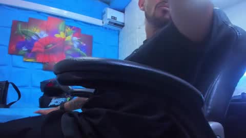 Snapshot of ferchodaniels chatting on 10, 9, 2025 Daniel Fernando online show from 10, 9, 2025