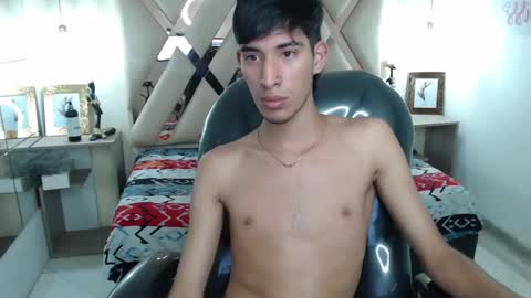 Snapshot of ferphoenix_ chatting on 24, 12, 2024 FER PHOENIX online show from 24, 12, 2024