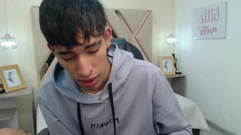 Snapshot of ferphoenix_ chatting on 10, 3, 2025 FER PHOENIX online show from 10, 3, 2025