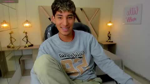 FER PHOENIX online show from 5, 3, 2026