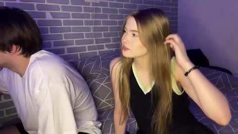 Tina and Tomas online show from 6, 10, 2025