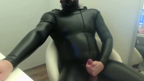 LauraWhy online show from 17, 1, 2026