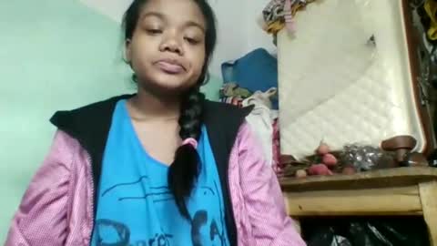 Snapshot of fetranialdy chatting on 24, 11, 2025 fetranialdy online show from 24, 11, 2025