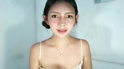 feyaaa online show from 21, 4, 2026