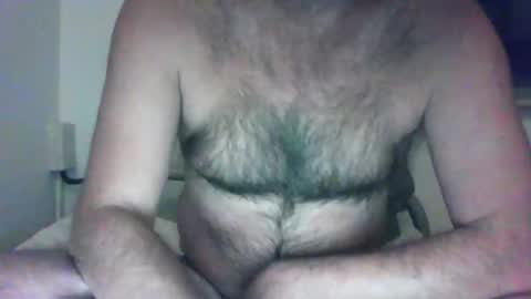 Snapshot of feyo123 chatting on 2, 11, 2025 Beachmancan online show from 2, 11, 2025