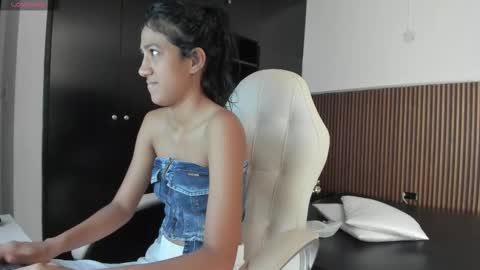 Snapshot of ffreyja_ chatting on 24, 10, 2025 Freyja online show from 24, 10, 2025