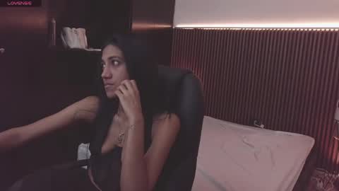 Freyja  online show from 22, 4, 2026