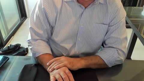 Snapshot of fhetzl chatting on 27, 10, 2025 fhetzl online show from 27, 10, 2025