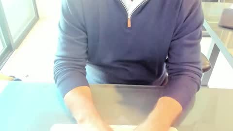 Snapshot of fhetzl chatting on 5, 11, 2025 fhetzl online show from 5, 11, 2025