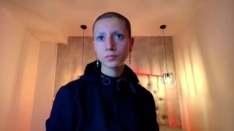   online show from 11, 10, 2025