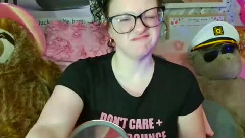 Snapshot of fieryminx67 chatting on 3, 11, 2025 fieryminx67 online show from 3, 11, 2025