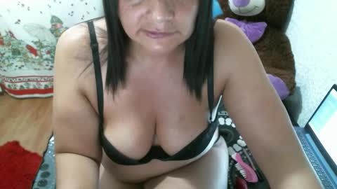 Snapshot of fierywoman158 chatting on 18, 2, 2025 FIERYWOMAN online show from 18, 2, 2025