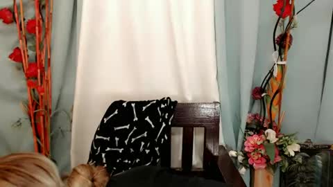 Snapshot of filipina_slutty69xxx chatting on 26, 2, 2025 Angela DONT FORGET TO FOLLOW AND GIVE ME APPRECIATION online show from 26, 2, 2025