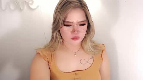 Snapshot of filipina_slutty69xxx chatting on 25, 10, 2025 Angela DONT FORGET TO FOLLOW AND GIVE ME APPRECIATION online show from 25, 10, 2025