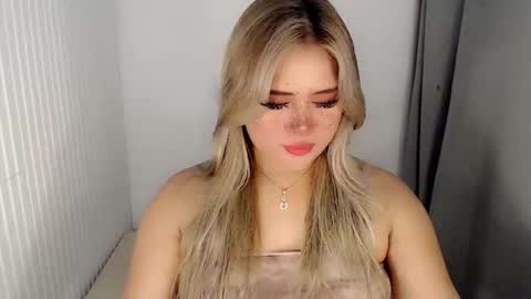 Snapshot of filipina_slutty69xxx chatting on 10, 11, 2025 Angela DONT FORGET TO FOLLOW AND GIVE ME APPRECIATION online show from 10, 11, 2025