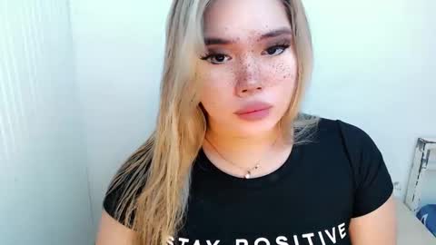 Snapshot of filipina_slutty69xxx chatting on 27, 11, 2025 Angela DONT FORGET TO FOLLOW AND GIVE ME APPRECIATION online show from 27, 11, 2025