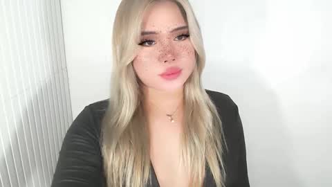 Snapshot of filipina_slutty69xxx chatting on 2, 12, 2025 Angela DONT FORGET TO FOLLOW AND GIVE ME APPRECIATION online show from 2, 12, 2025