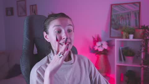 cap and Lana  online show from 14, 12, 2024